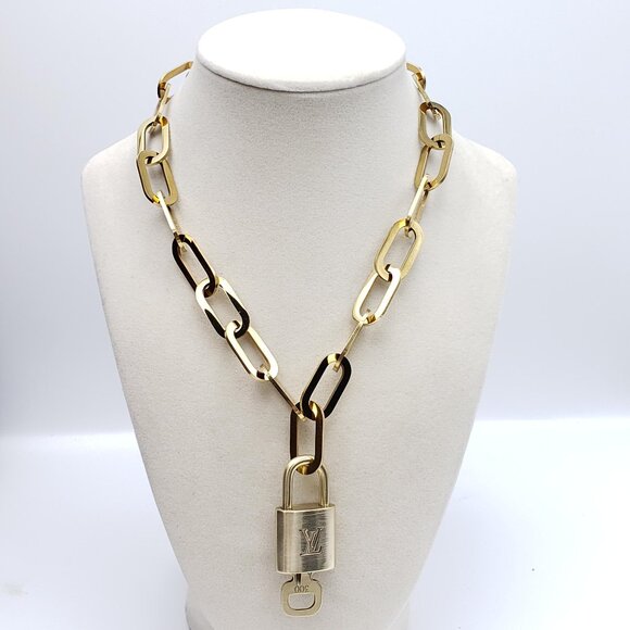 Authentic Louis Vuitton GoldPadlock w/Unbranded Stainless Steel Paper Clip Chain - Picture 12 of 13